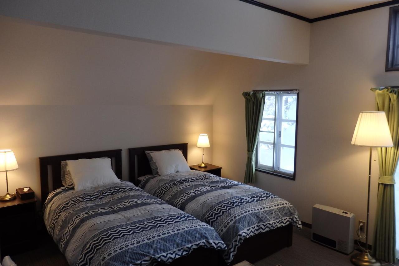 Anri Villa Hakuba Buitenkant foto